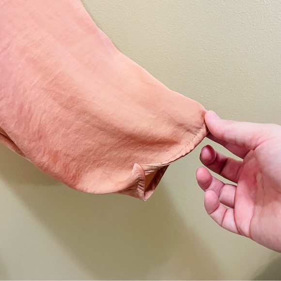 Lane Bryant Pink Ruffled Blouse Size 22 - Picture 2 of 5